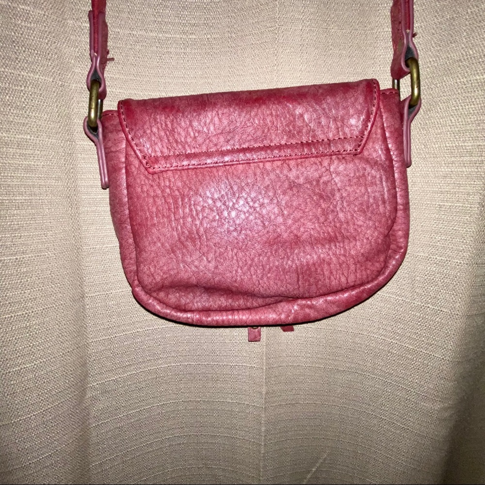 Burgundy Roxy Cross Body - Picture 3 of 4